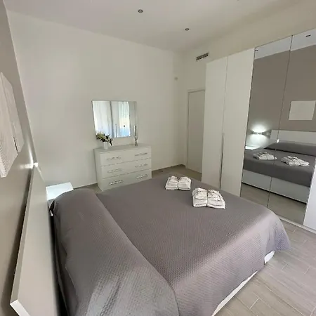 Carol Apartment *