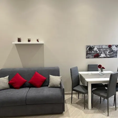 Carol Apartment *